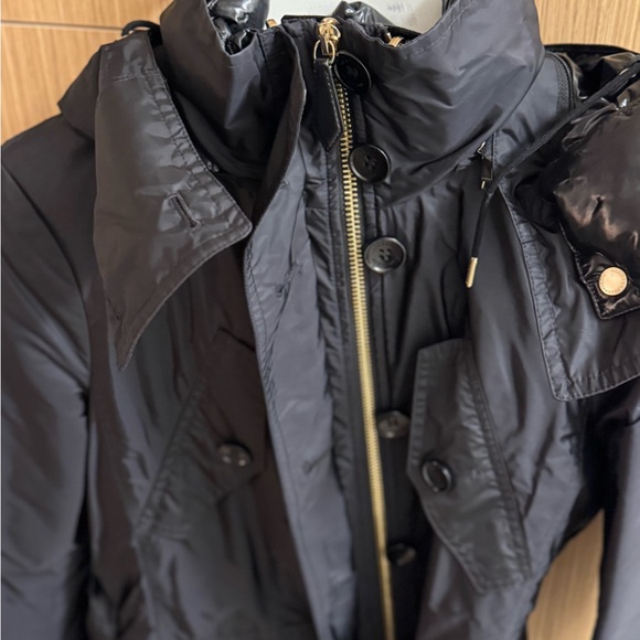 Burberry Winter puffer Jacket and Trench coat in one jacket! - Picture 6 of 16